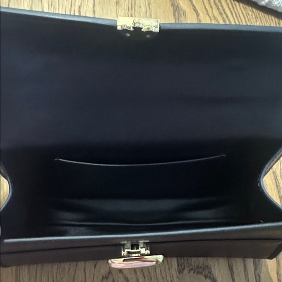 Savette Handbag - Picture 5 of 5